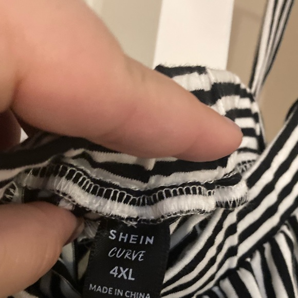 Overall Style Skirt - Picture 2 of 2